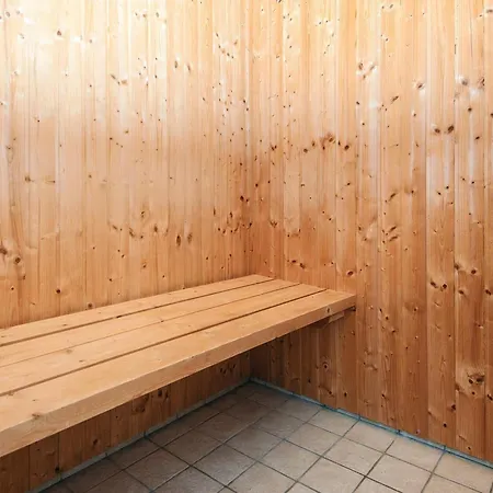 بيت للعطل Charming Sauna Cottage-by Traum Tarm