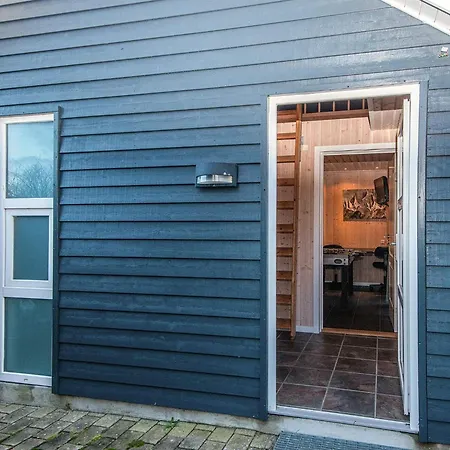 Charming Sauna Cottage-by Traum *