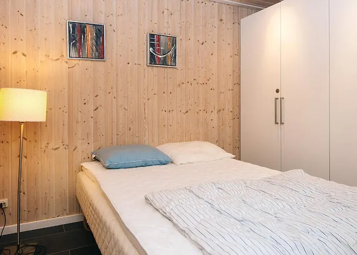 Дом отдыха Charming Sauna Cottage-by Traum Tarm