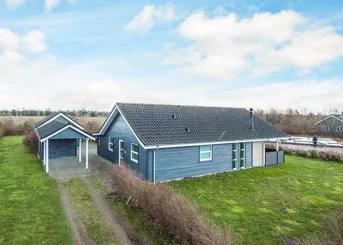 Charming Sauna Cottage-by Traum Tarm